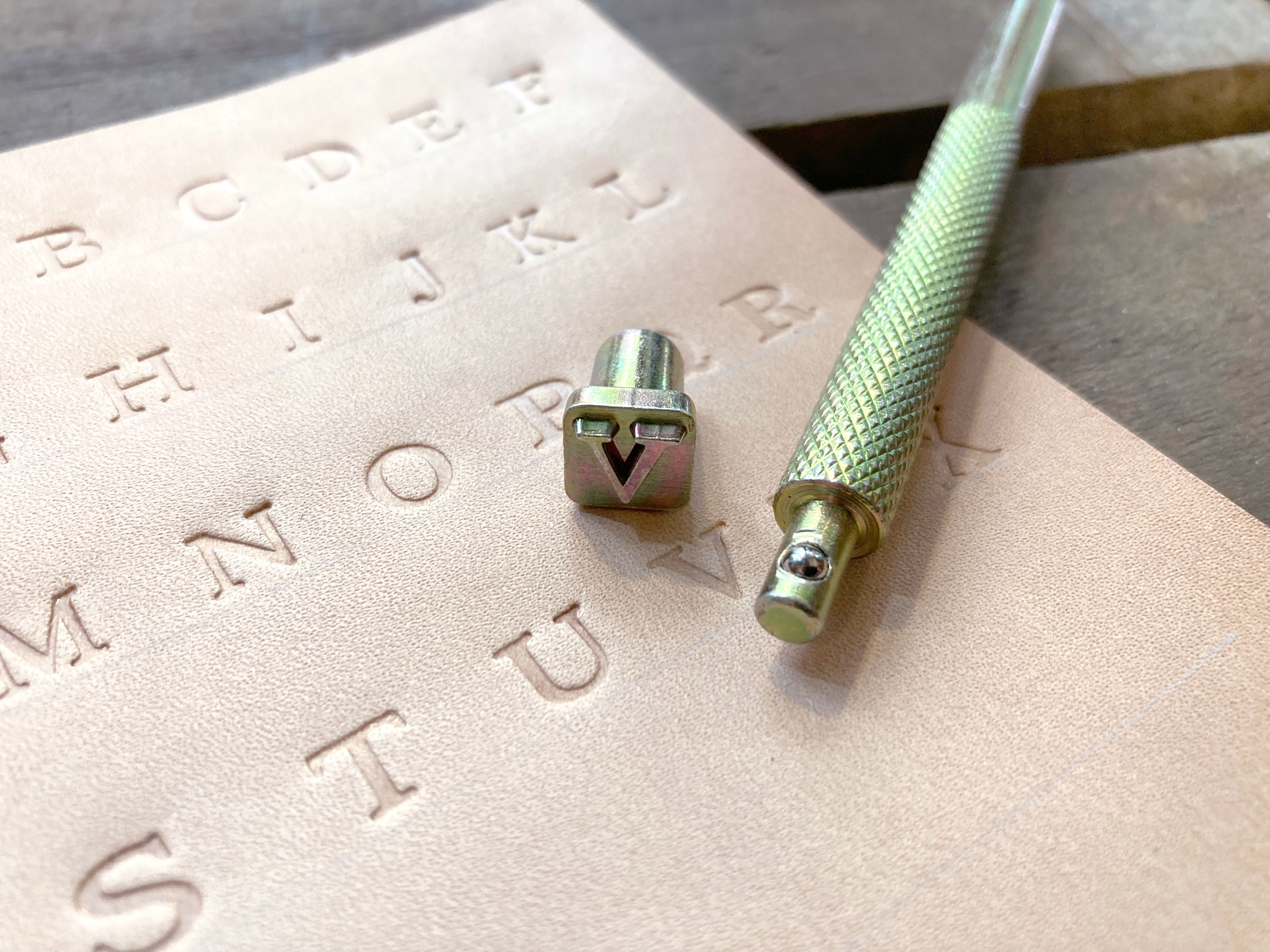 【正楷大寫英文字母】壓印套裝