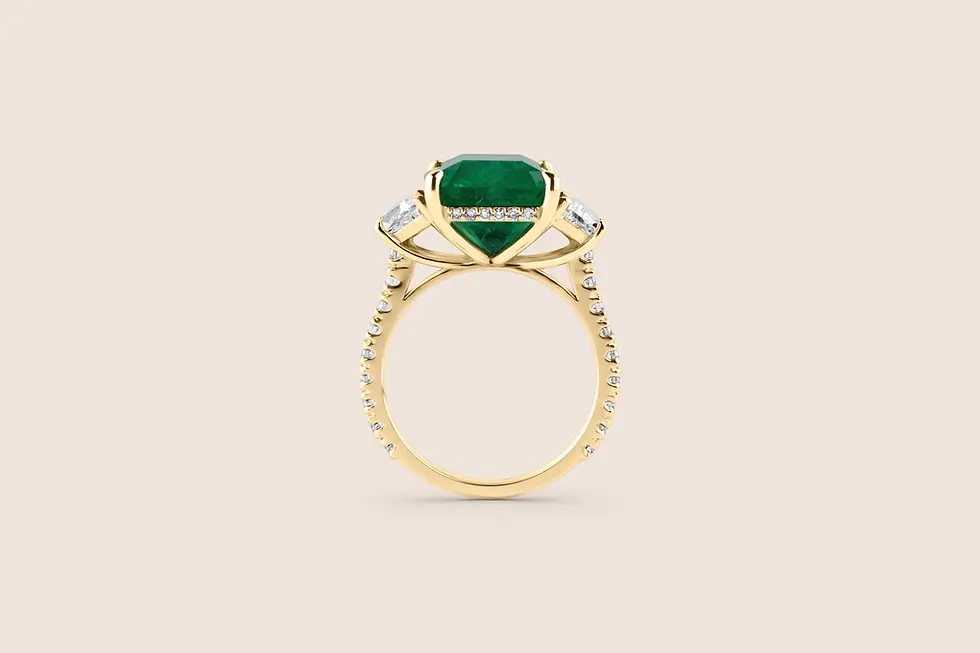 Thumbnail: Emerald & Diamond Ring | 18K Yellow Gold