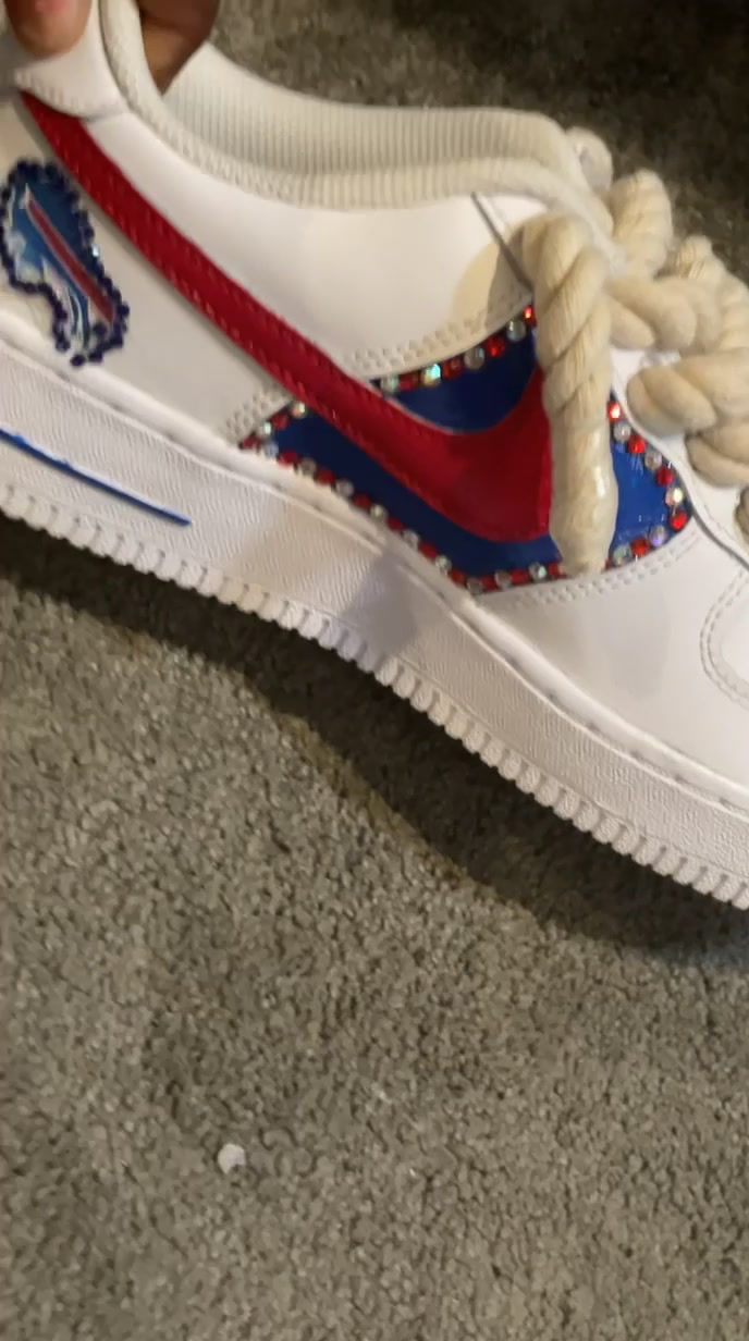 Thumbnail: Custom Sneakers