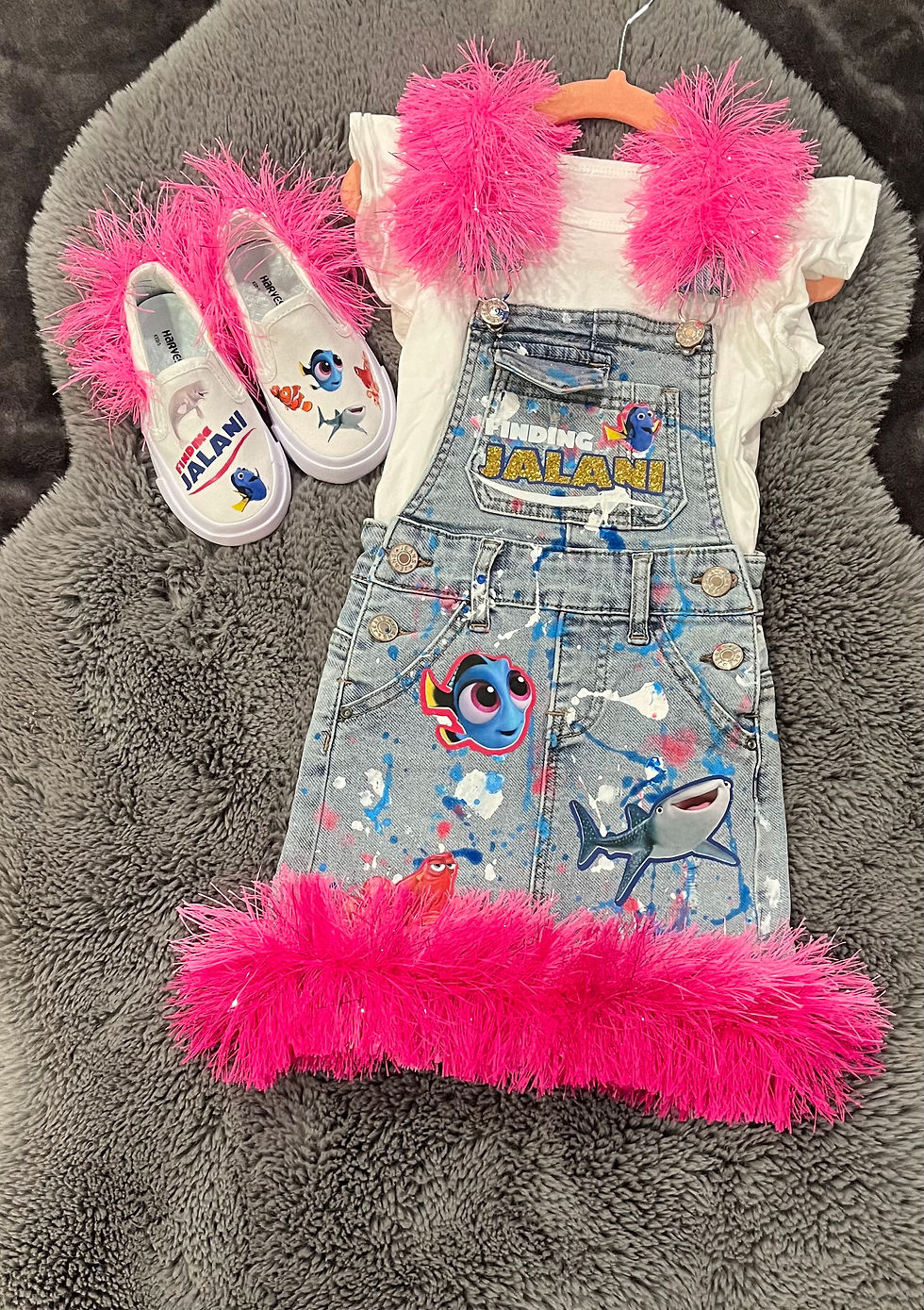 Thumbnail: Kids Custom Outfit - Girl