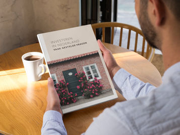 How mockups strengthen credibility in online advertising.