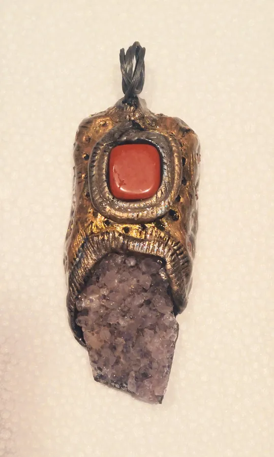 Amethyst cluster with Carnelian pendant — photo 2