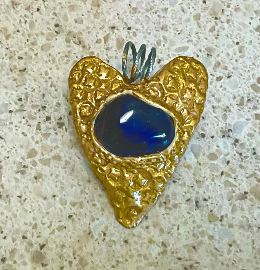 Lapis Lazuli Gold Heart — photo 2