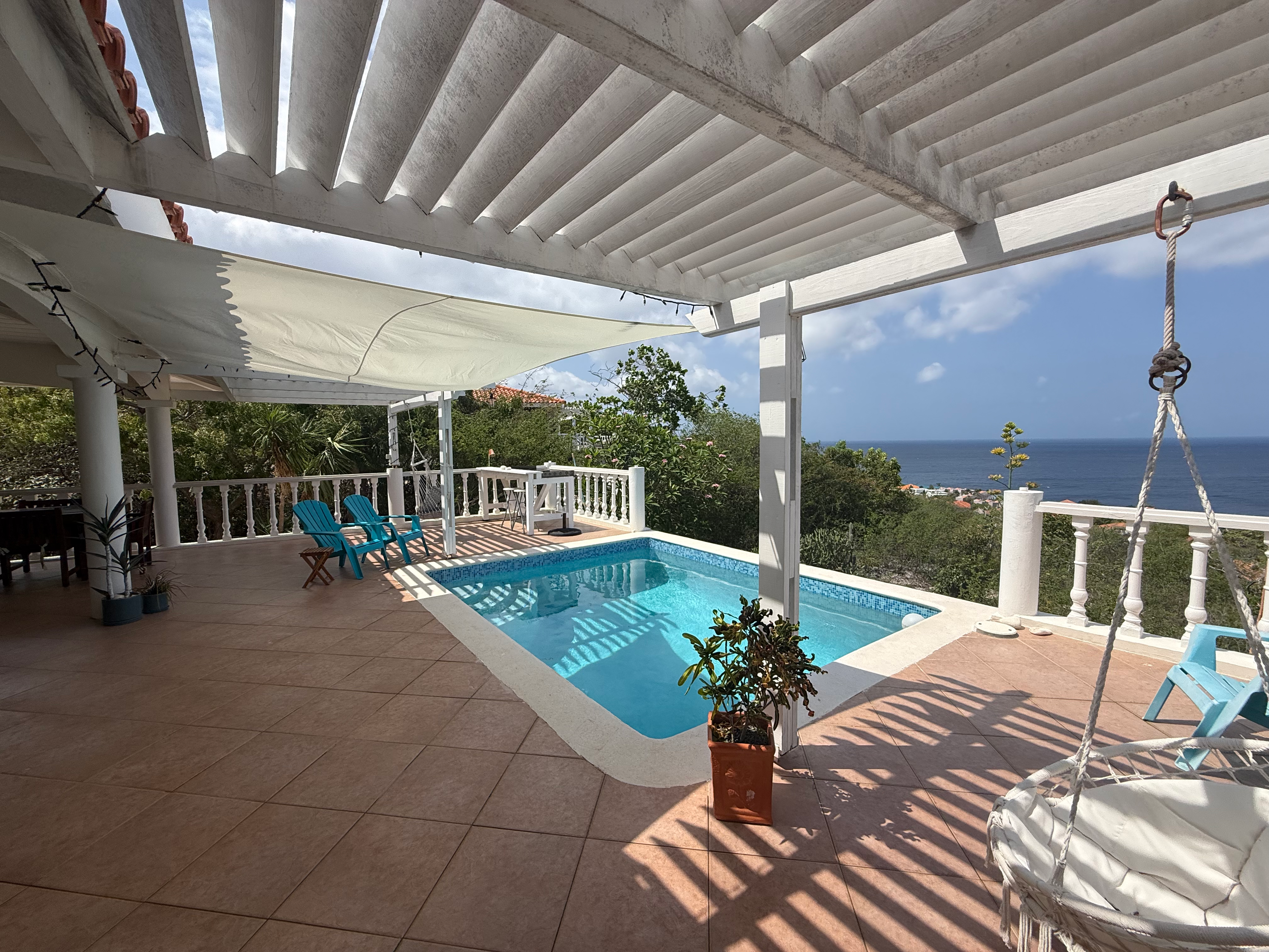 Villa in Coral Estate