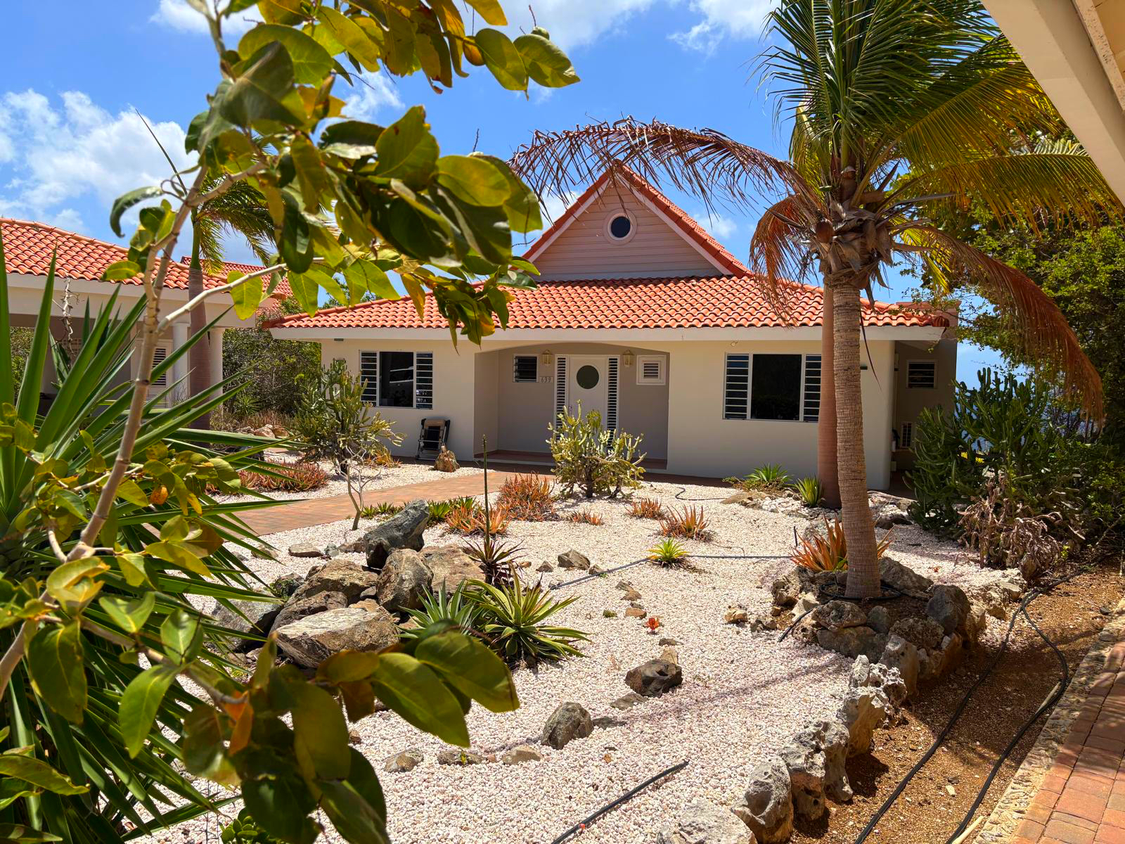Villa in Coral Estate