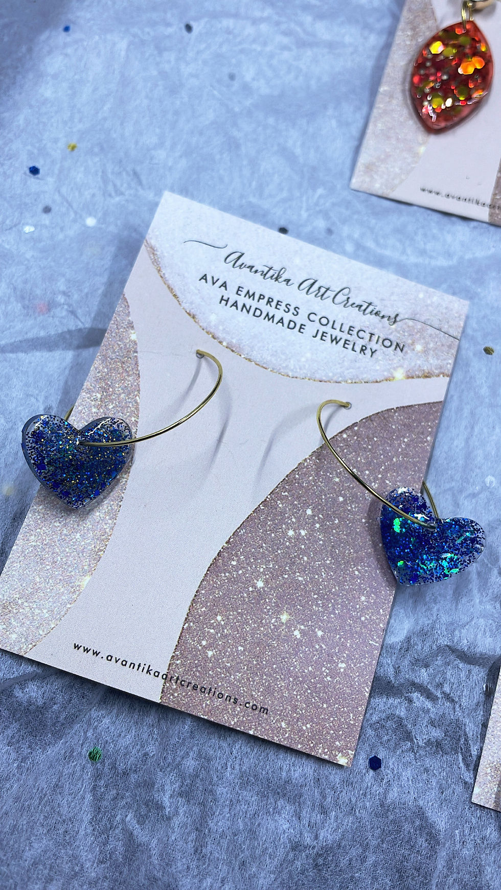Thumbnail: Blue Sparkle heart with hoop
