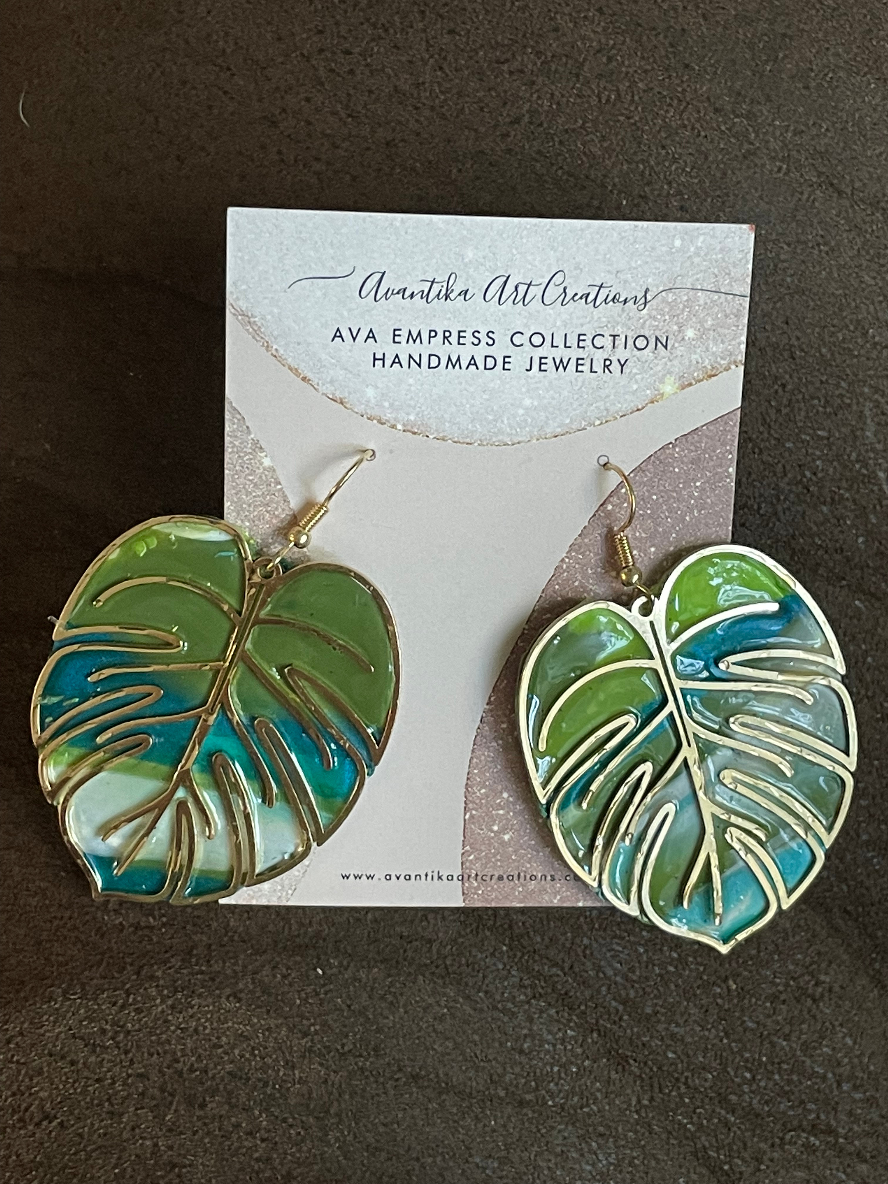 Tropical leaf