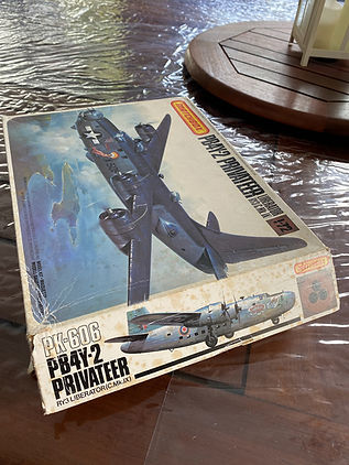 Matchbox 1/72 scale model of a PB4Y-2 Privateer. Box art.