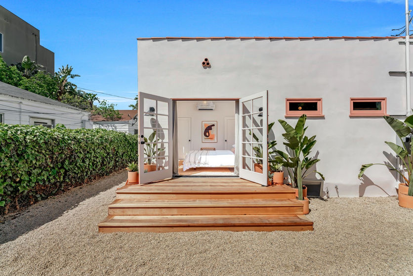 15-Exterior-15- MLS.jpeg