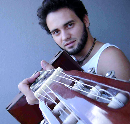 PN57T022aJoao_Vidotti_edited.jpg