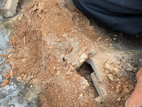 ＜工事前編＞サッシ工事の相談が、屋根の葺き替えへ。偶然見つかった傷みと台風後の雨漏り