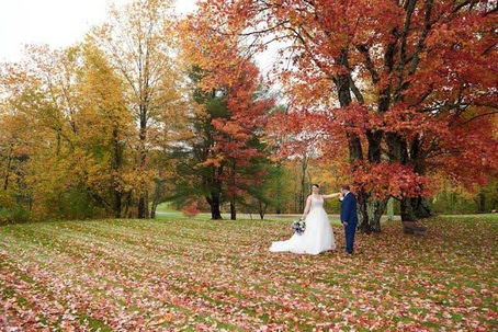 Why Dell-Lea is a Perfect Fall Venue