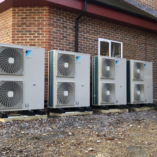 Cascading Daikin Air-Source Heatpumps