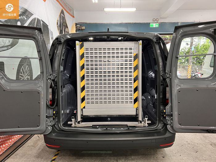 caddy van--快拆斜坡板_结果.jpg