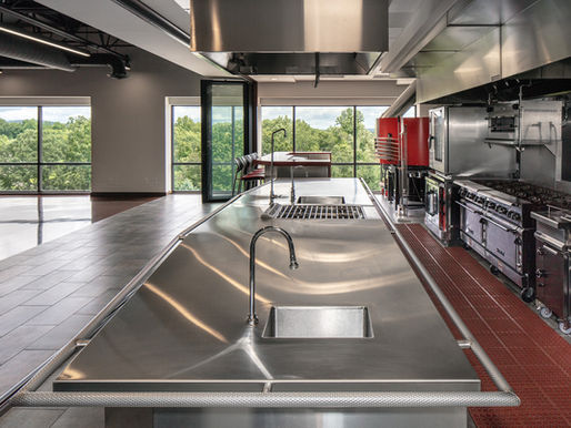 The Art of Efficiency: Maximizing Space in Your Commercial Kitchen