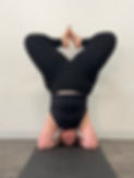 Savanna in a headstand