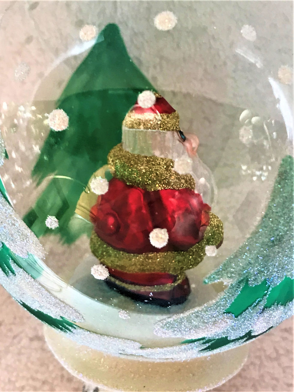 Thumbnail: #GIF467 - Thomas Glenn "Santa Claus" Dome Christmas Ornament