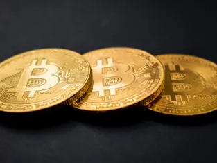 COMPRA DE CRIPTOATIVOS POR BRASILEIROS JÁ SUPERA US$ 10 BI EM 2024, REVELA BC