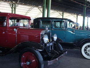 GUARATINGUETÁ REALIZOU 9º ENCONTRO DE CARROS ANTIGOS