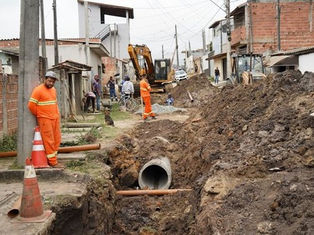 LORENA AVANÇA NAS OBRAS DE DRENAGEM NO PARQUE DAS RODOVIAS