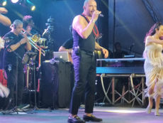 DIOGO NOGUEIRA FECHOU A ÚLTIMA NOITE DE SHOWS EM HOMENAGEM A PADROEIRA DE LORENA