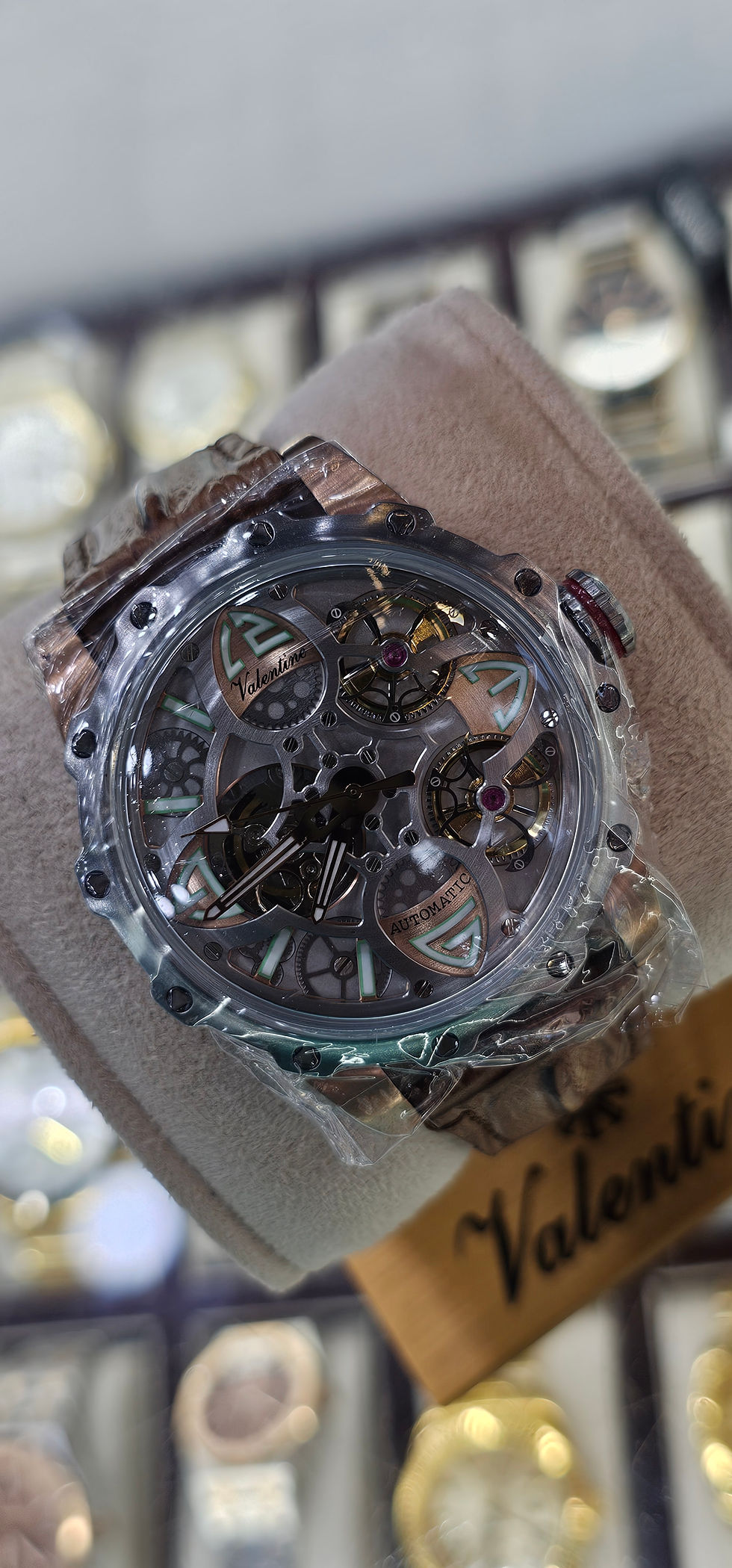 Thumbnail: Valentine Most Luxurious  Swiss  Automatic Watch For Men