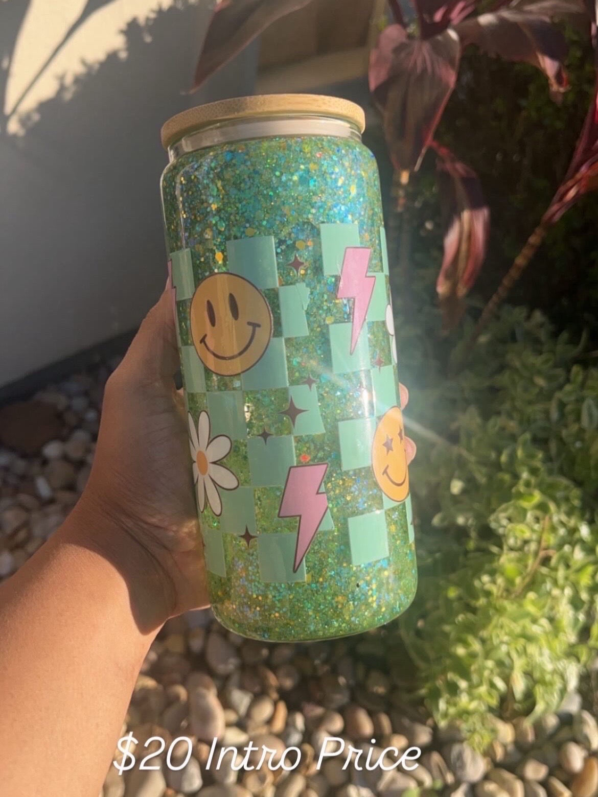 16 oz Glitter Snowglobe Glass Tumbler