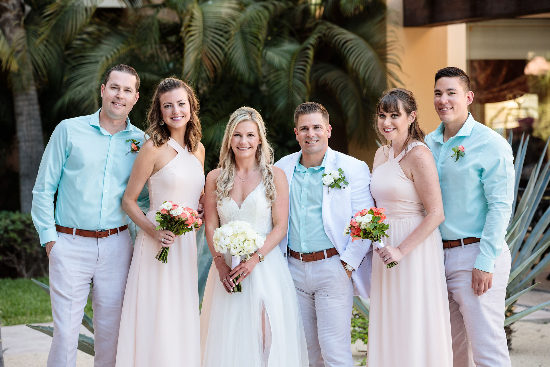 Wondering how to incorporate your family members into your wedding day? While some of your family & friends are easier to incorporate into your big day than others, Rich & Kitch are sharing how they included parents, key family members, & close friends into their wedding day here!