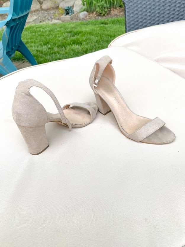 Wedding shoe inspo for the timeless bride | Neutral block heels for wedding day shoes for a timeless bride 👰🏼‍♀️👡💍 This is a great shoe style for your bridesmaids, too! 🤍