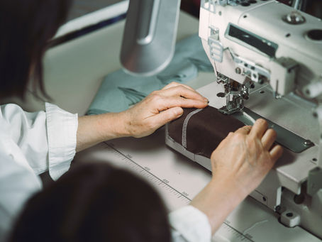 TYPES OF CLOTHING MANUFACTURERS AVALIBALE IN THE INDUSTRY.