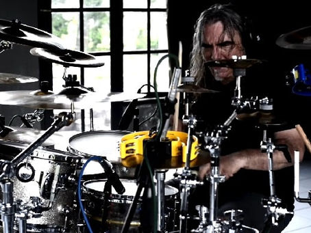 Ex-baterista do Pearl Jam revela por que se recusou a entrar no Guns N’ Roses