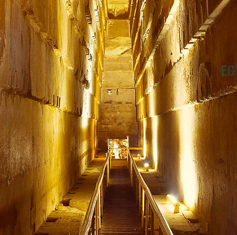 Interior-of-the-Great-Giza-Pyramid-Egypt-Tours-Portal.jpg