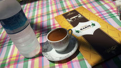 NEZİH ORTAMDA KAHVENİZİ YUDUMLAYIN