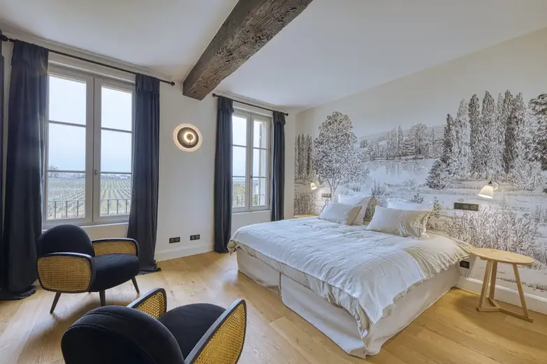 Chambre avec salle de bain privative