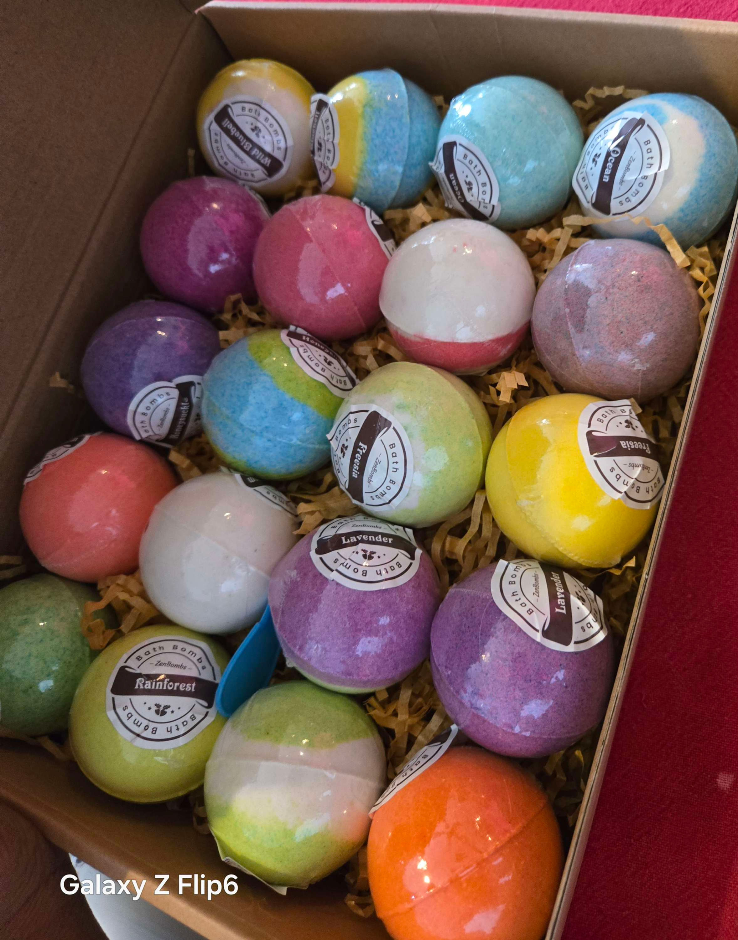 Bath bomb