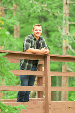 Tyler Ronning {Grad}-33