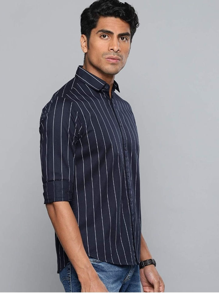Thumbnail: Striped Casual Slim Fit Shirt