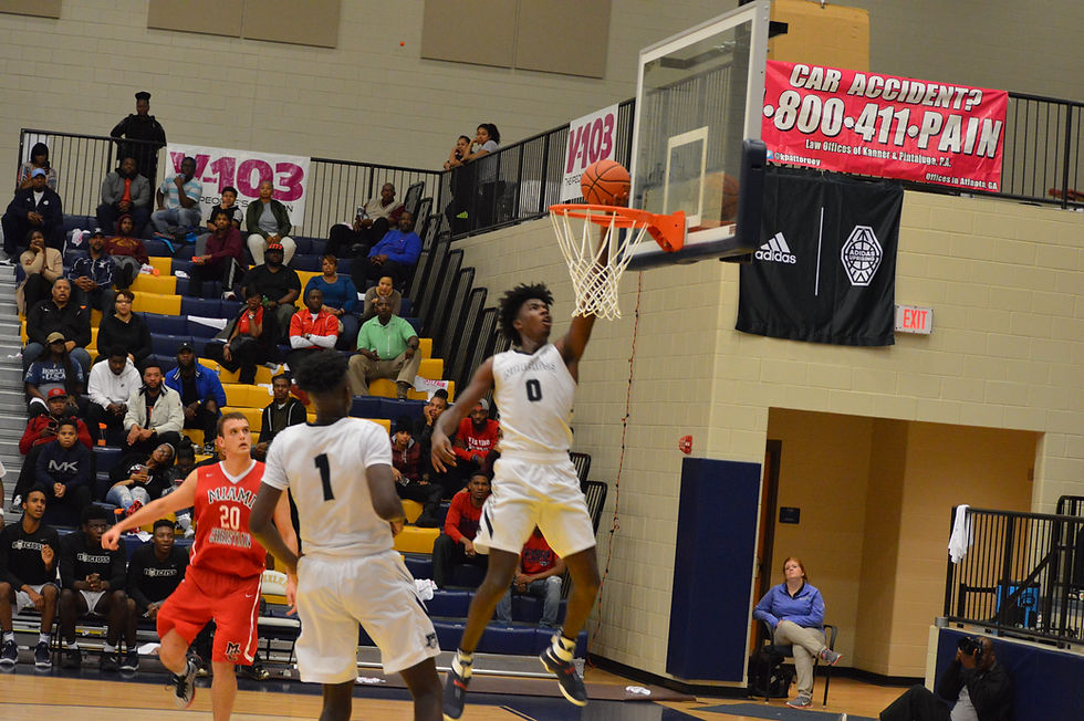 Norcross's #0 Rayshaun Hammonds lays up 2 of his 27 points