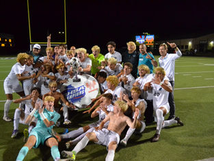 Islands wins first program and school state title with win over East Hall