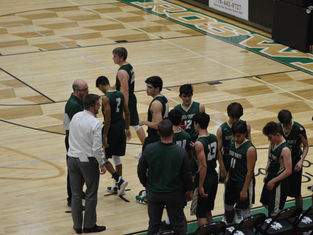 Titans Take Down Hornets As Blessed Trinity Defeats Roswell 55-47 In Rotary Honor Air Invitational