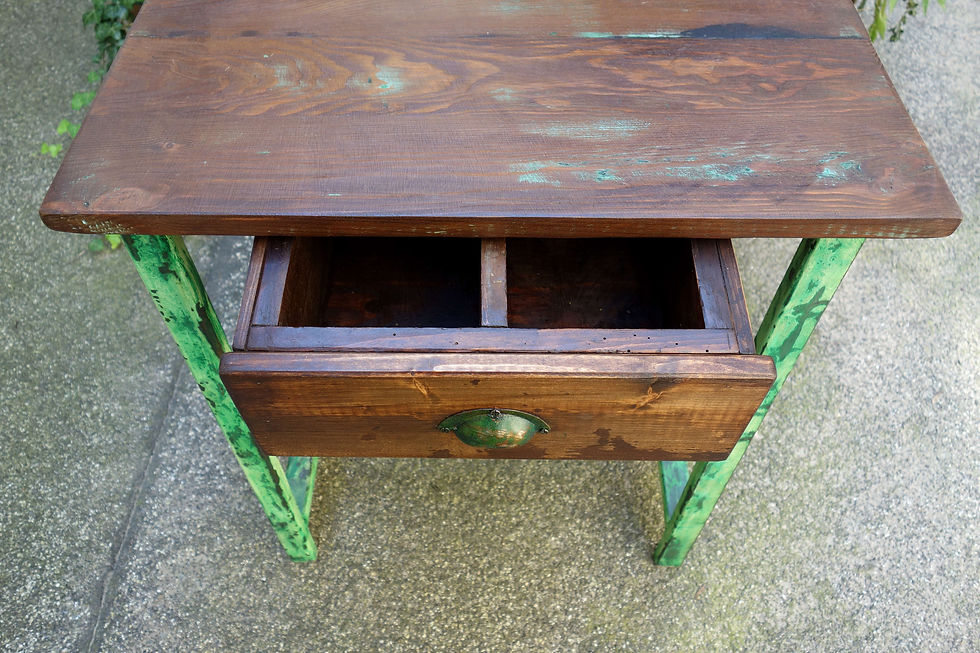 9705 Vintage Industrial Nachttisch