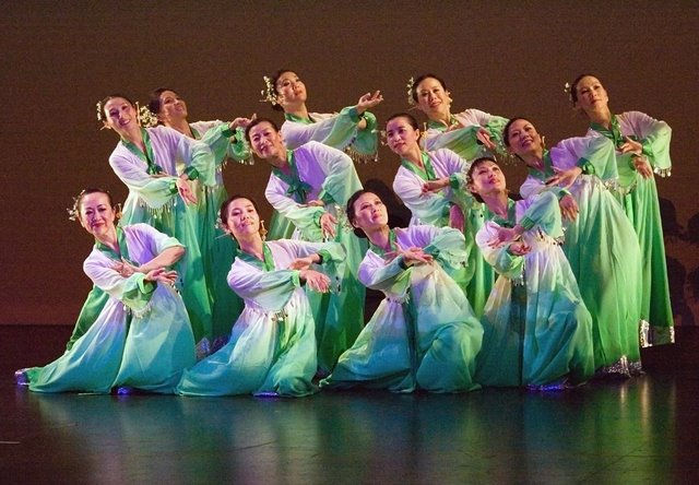 Chinese Dance: Hope