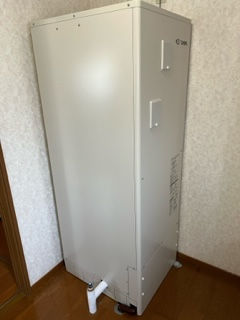 岩手県盛岡市上田で電気温水器の交換です。