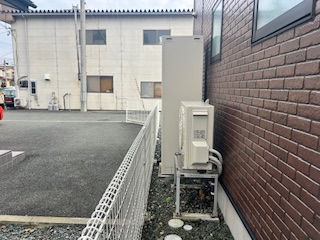 盛岡市本町通りでエコキュートの交換です。