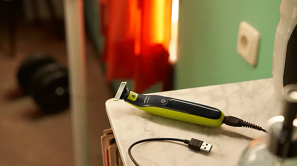 Thumbnail: Philips OneBlade 360 Electric Shaver, Face