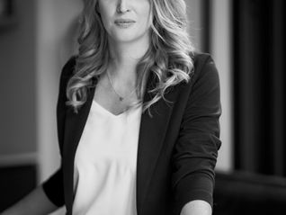 Christel Hendriks | Founder Dotpeople