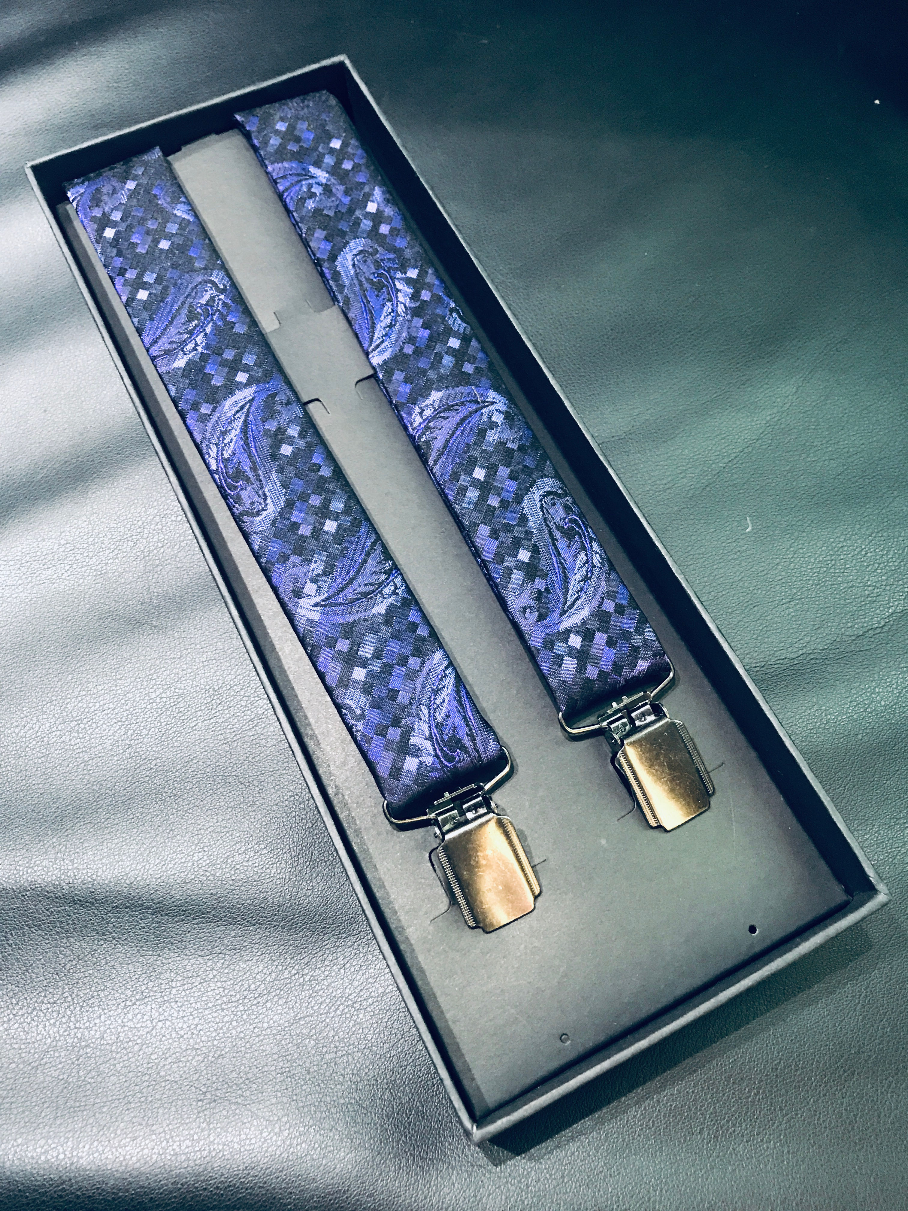 Hosenträger aus Seide mit Muster