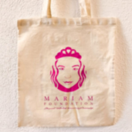 Tote Bag - "لاننا نحب الحياة"