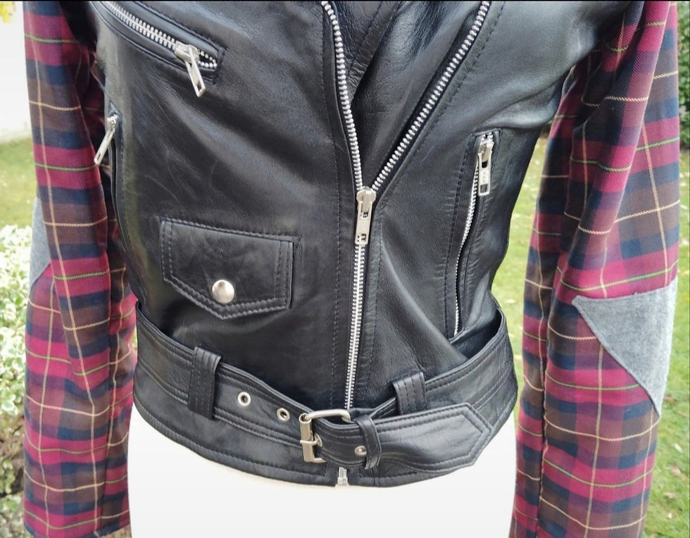 Thumbnail: The Ragged Priest Jacke