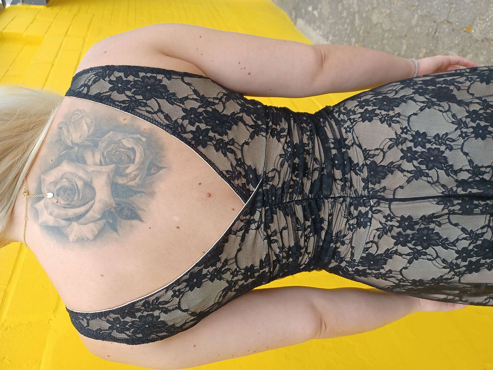 Miniaturbild: Spitzenkleid